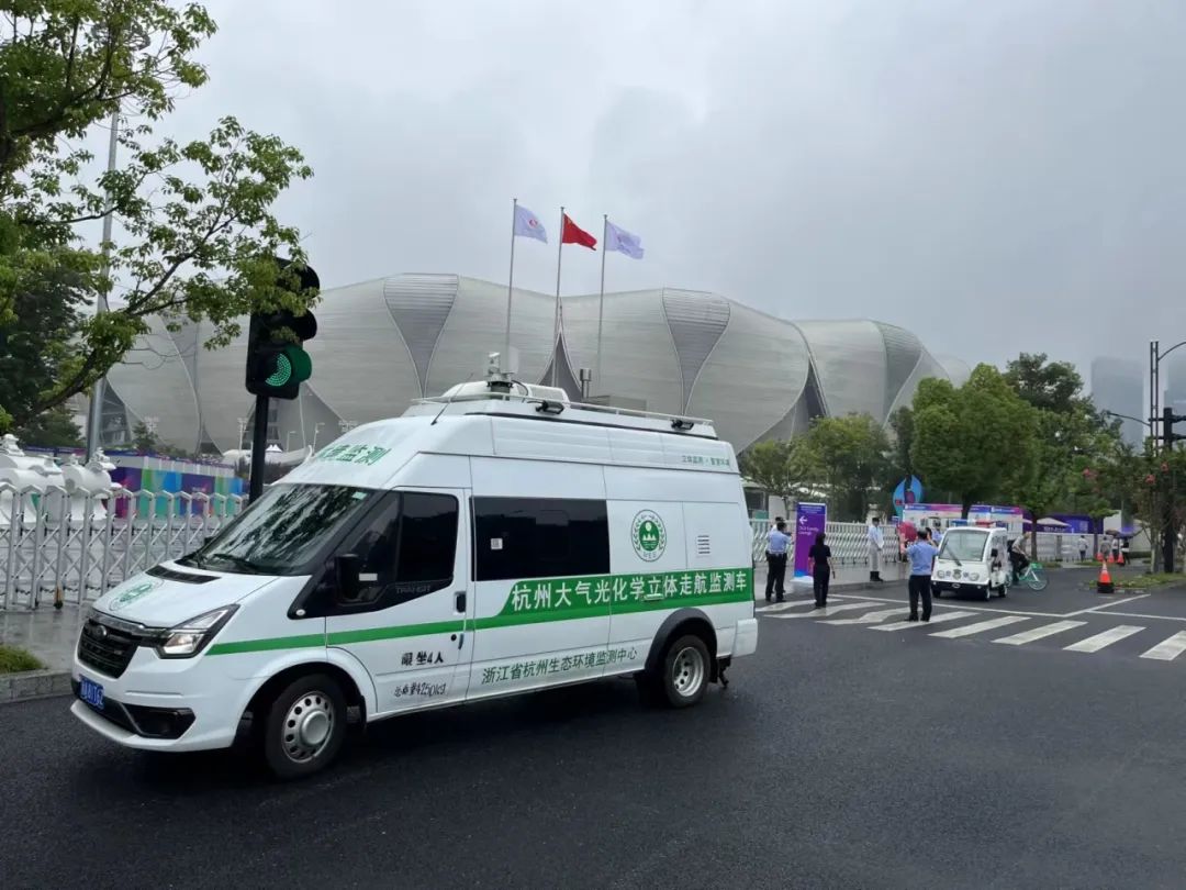 88858cc永利大气走航监测车.jpg